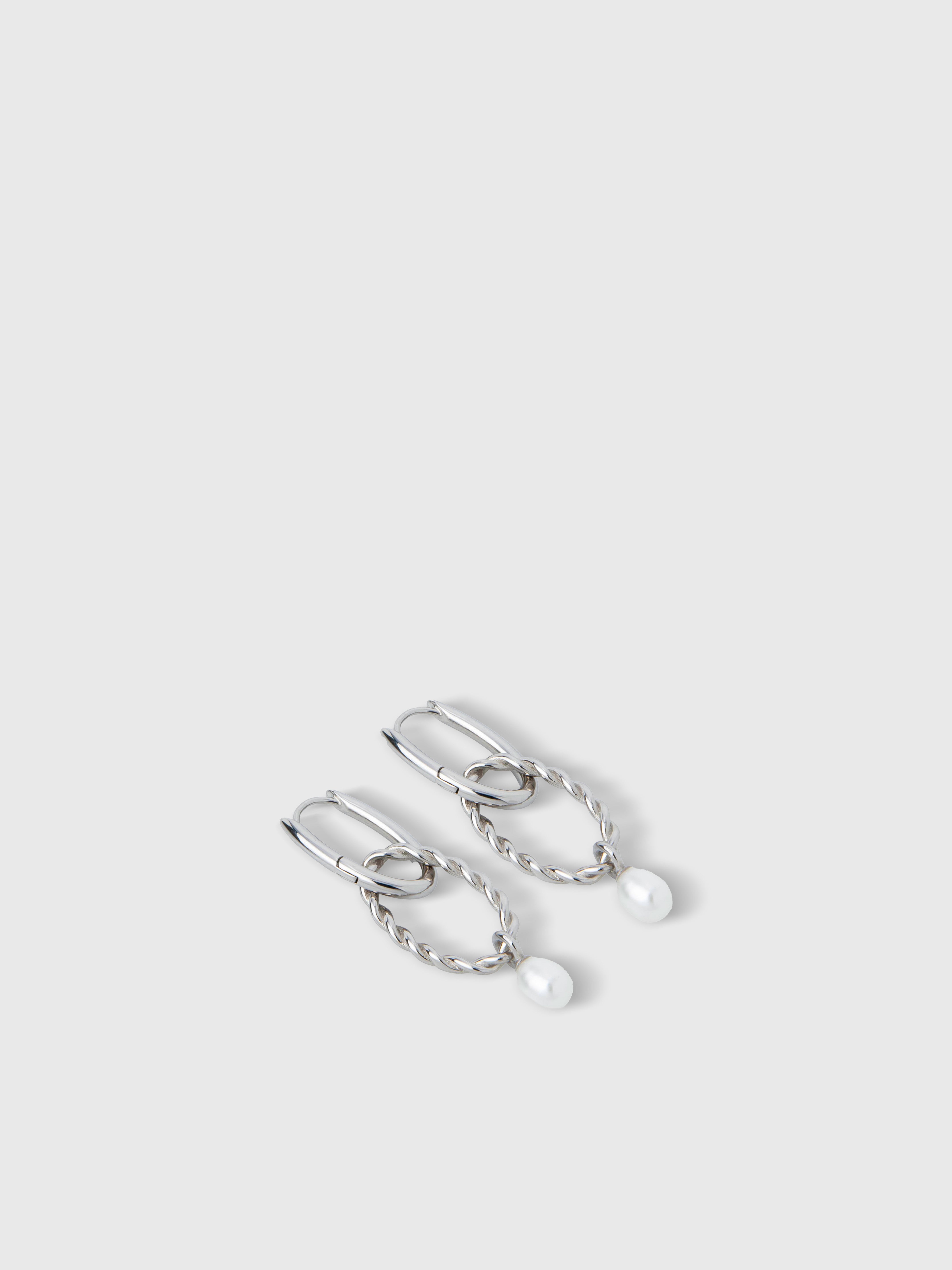 Maria Pearl Earrings