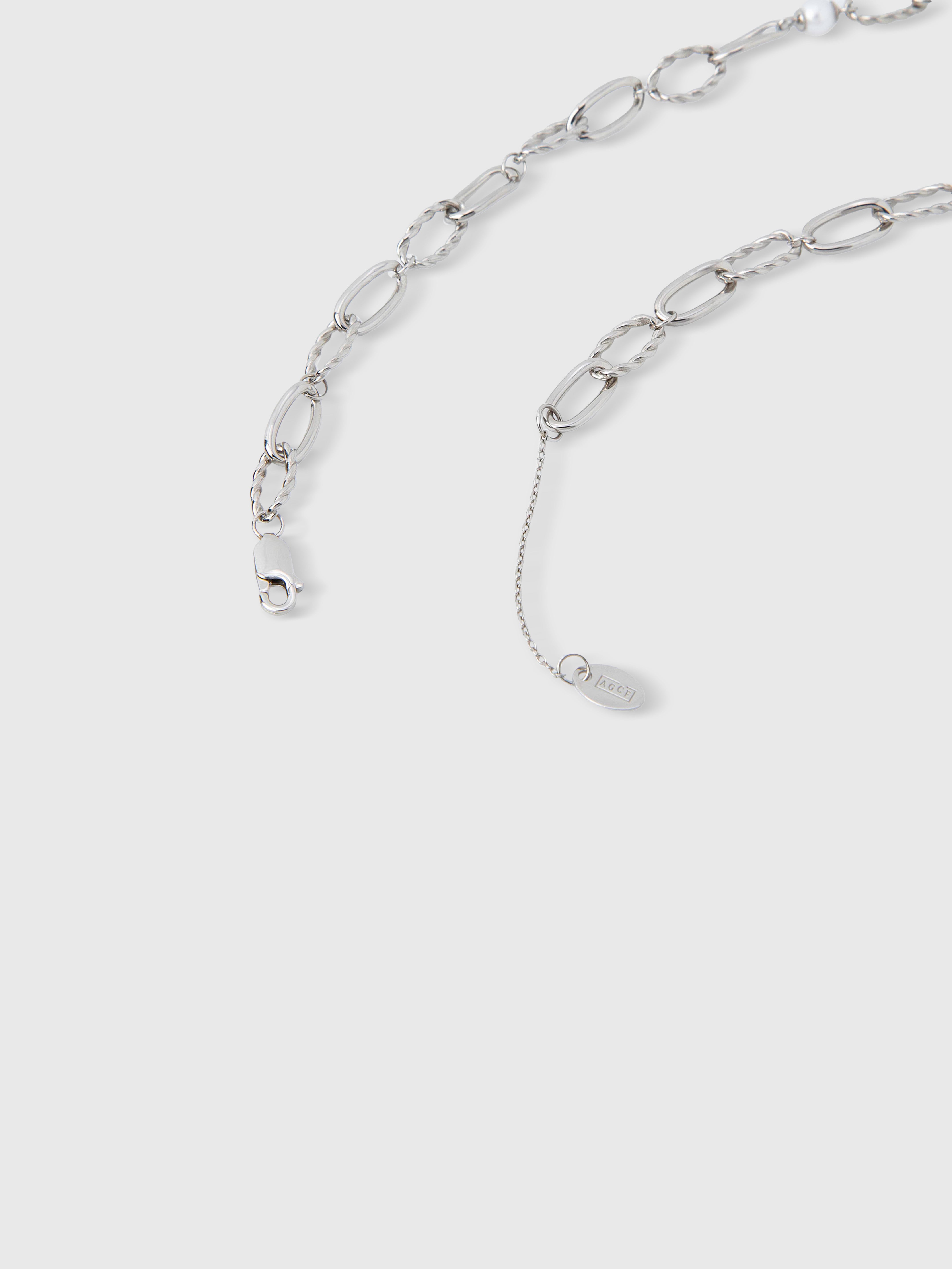 Maria Pearl Necklace