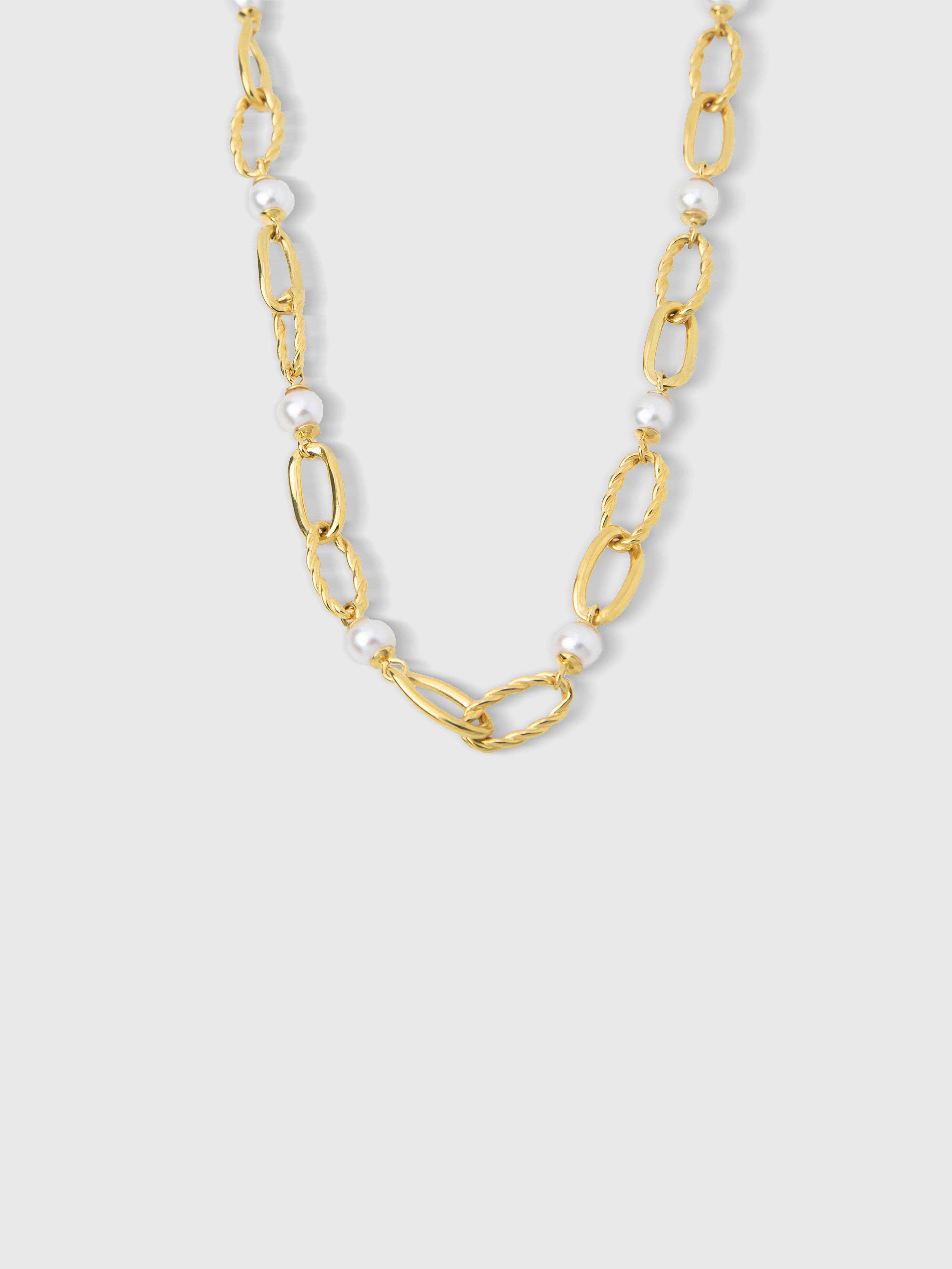 Maria Pearl Necklace