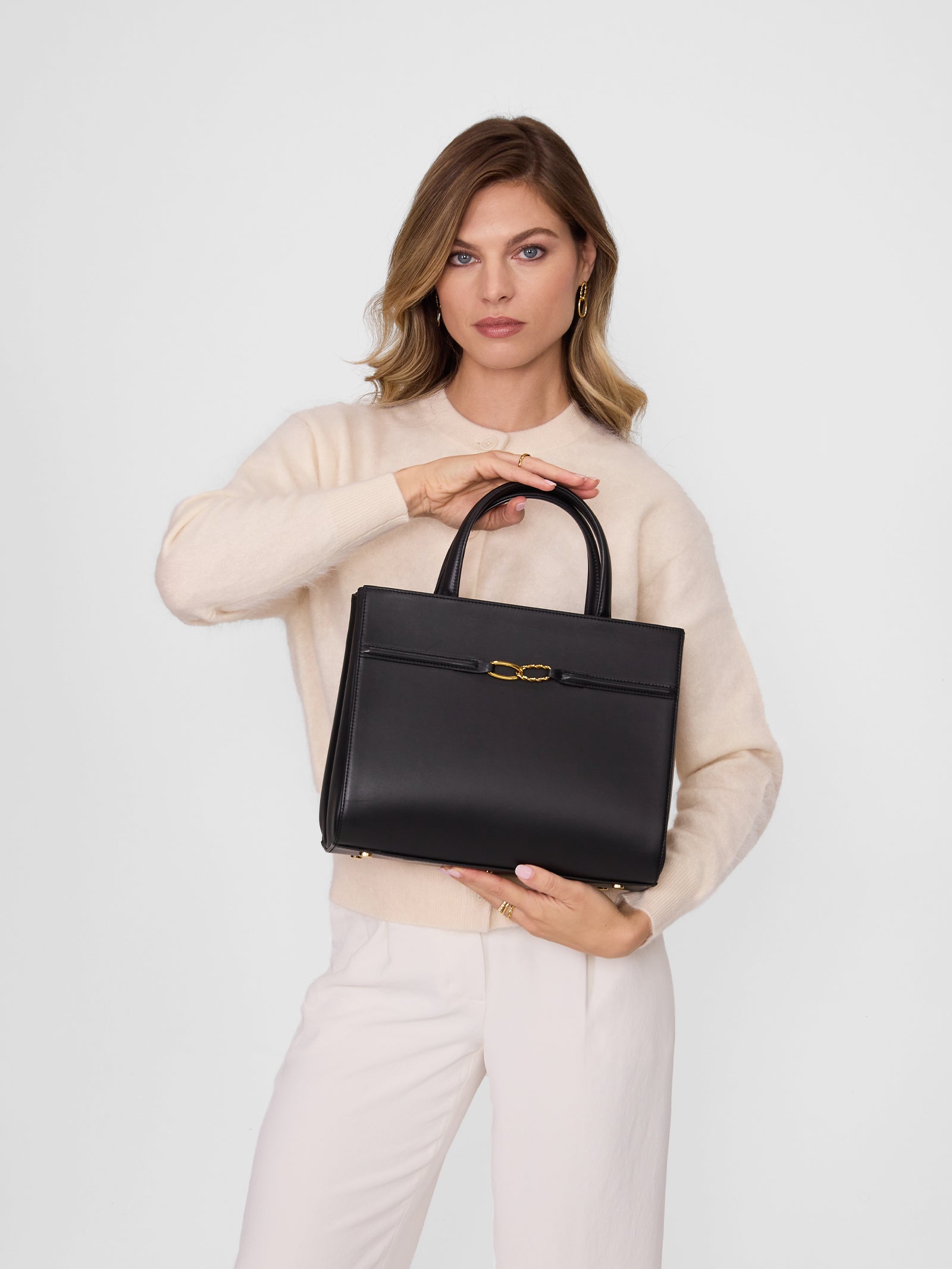 Aurelia Media - Smooth Leather