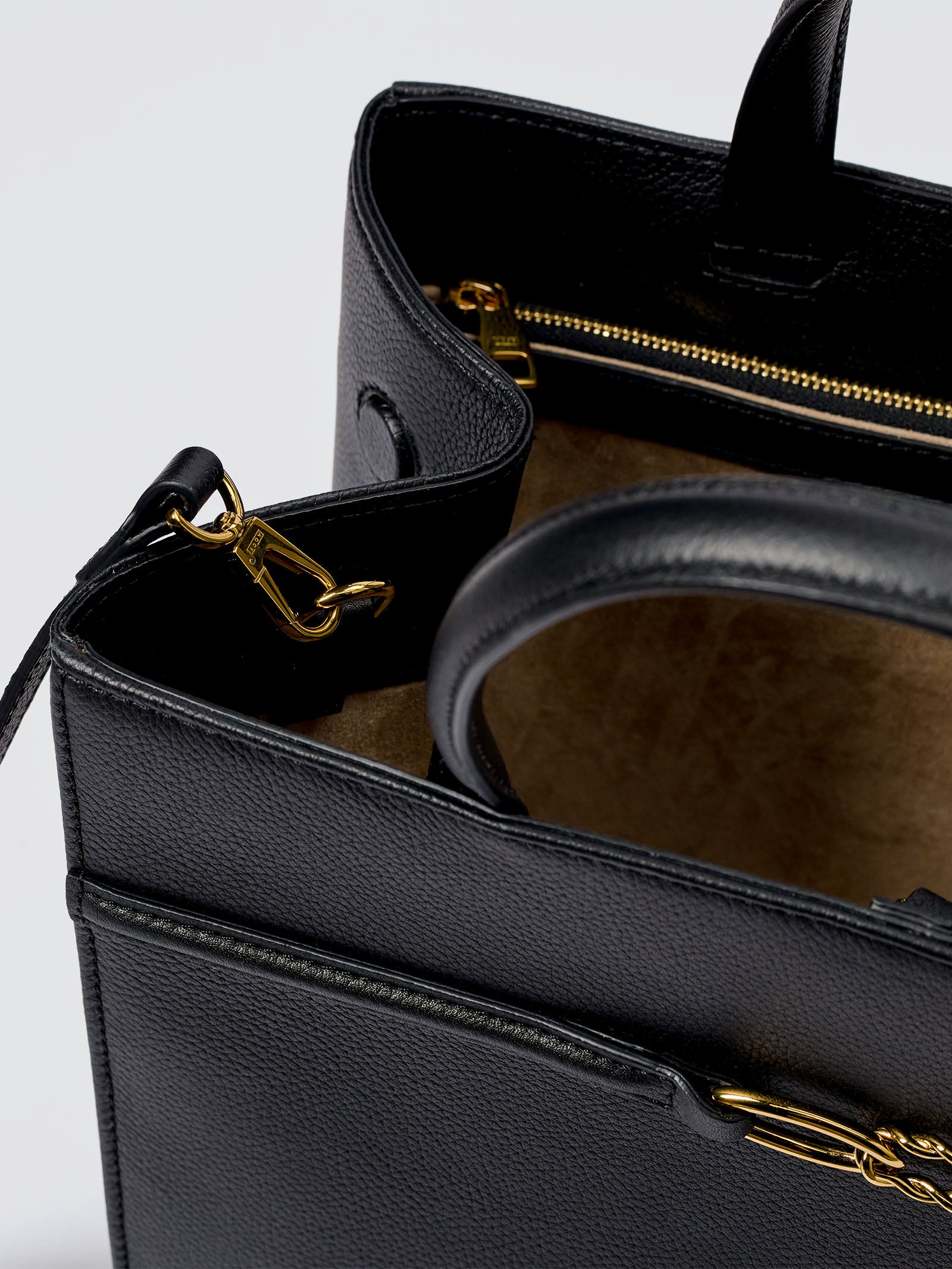 Aurelia Grande - Pebble Leather