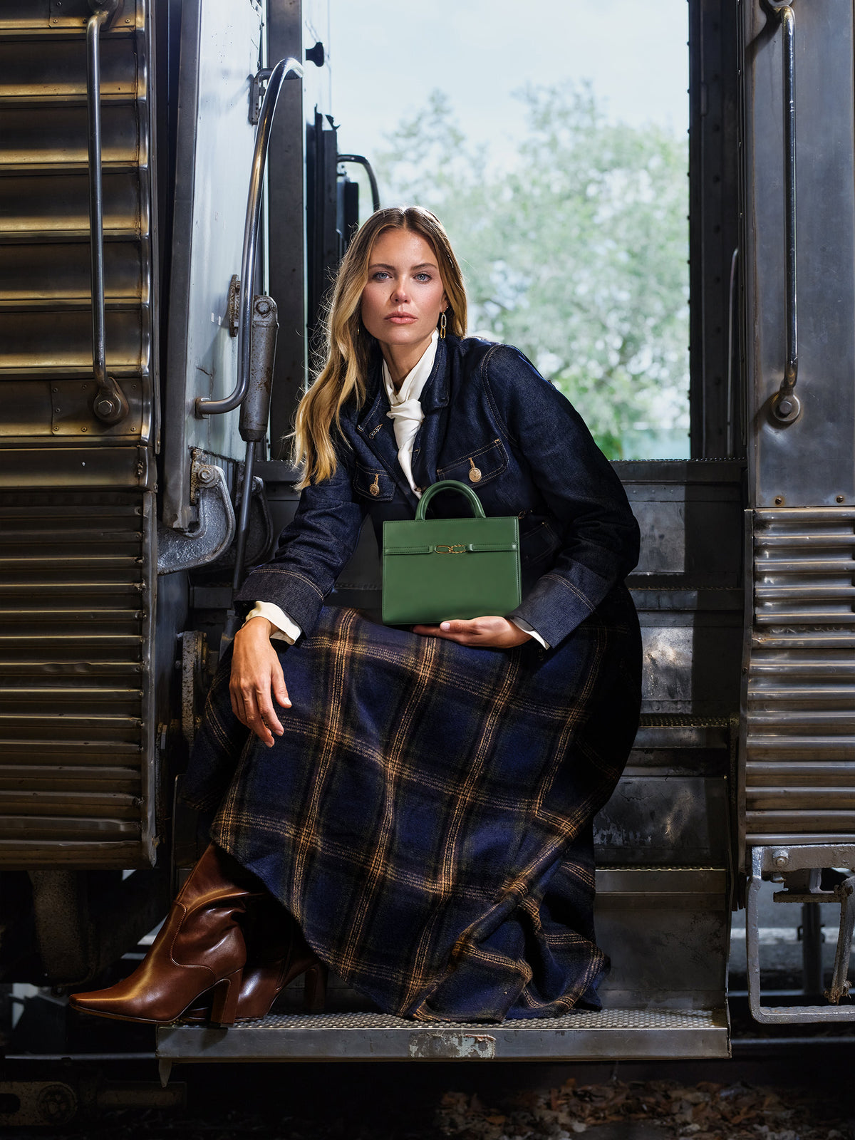 Aurelia Piccola - Green Smooth Leather