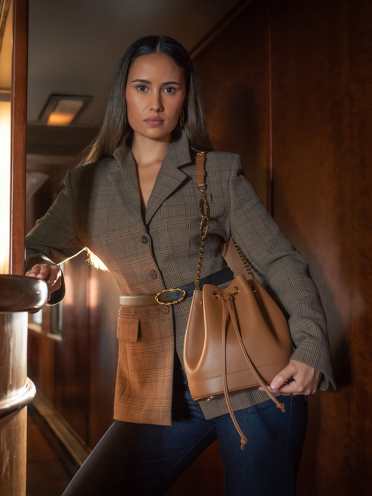Savoy Bucket Bag - Camel Brown